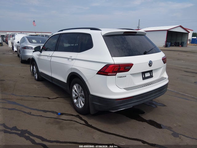 45553940 :رقم المزاد ، 3VV1B7AX1KM139560 vin ، 2019 Volkswagen Tiguan 2.0t S مزاد بيع