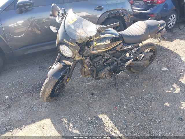 Kawasaki ZR900 2023 JKAZR2E15PA012492 Image 2