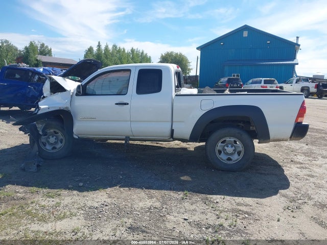Toyota Tacoma 2015 5TFUX4EN5FX033438 Image 14