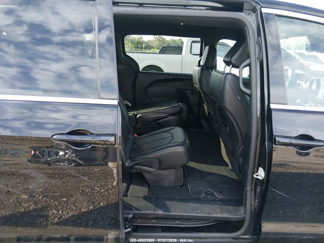 2C4RC1BG5SR579106 Chrysler Pacifica Select