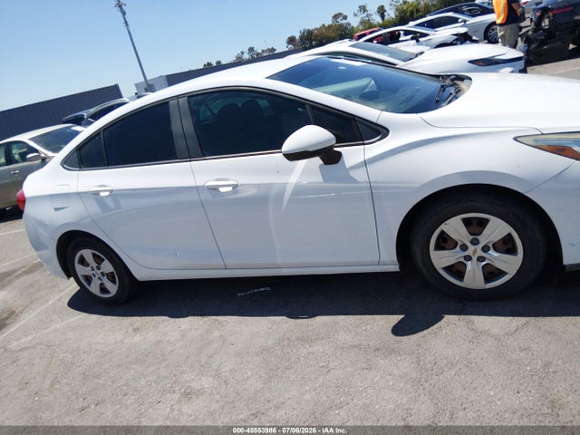 Aukcja sprzedaży 2018 Chevrolet Cruze Ls Auto, vin: 1G1BC5SM3J7200952, numer aukcji: 45553986