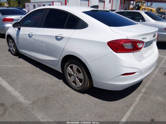 45553986 :رقم المزاد ، 1G1BC5SM3J7200952 vin ، 2018 Chevrolet Cruze Ls Auto مزاد بيع