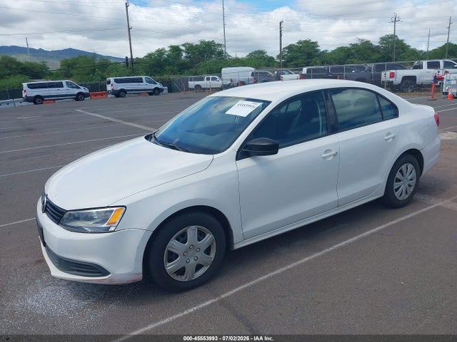 2013 Volkswagen Jetta 2.0l S მანქანა იყიდება აუქციონზე, vin: 3VW2K7AJ0DM384879, აუქციონის ნომერი: 45553993