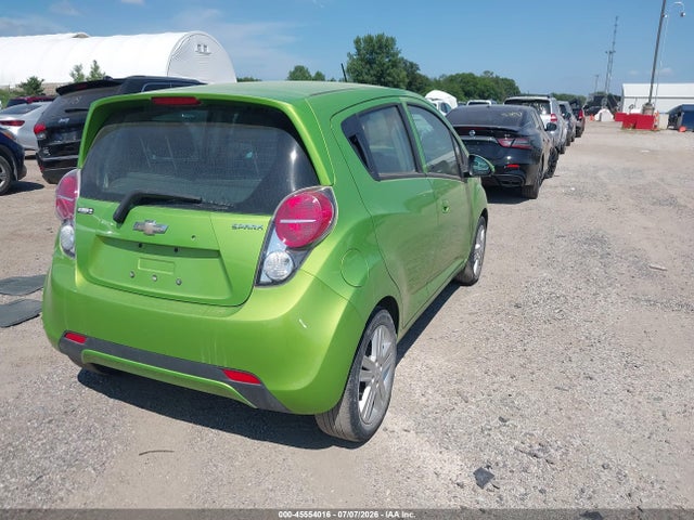 Chevrolet Spark 1lt Auto 2014 KL8CD6S94EC580027 Image 4
