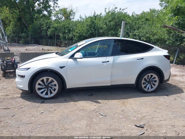 Продажа на аукционе авто 2026 Tesla Model Y Premium Rear-wheel Drive/rear-wheel Drive, vin: 7SAYGDED7TF390380, номер лота: 45554039