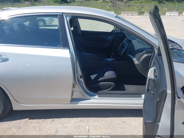 Auction sale of the 2017 Nissan Altima 2.5 S, vin: 1N4AL3AP7HN353672, lot number: 45554088