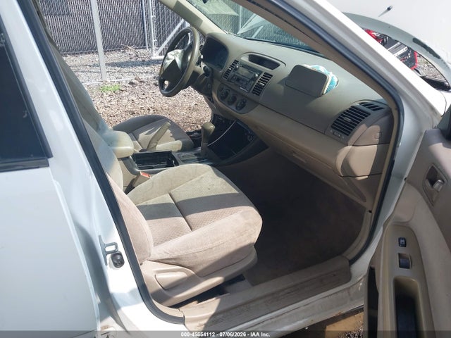 45554112 :رقم المزاد ، 4T1BE32K23U226012 vin ، 2003 Toyota Camry Le مزاد بيع