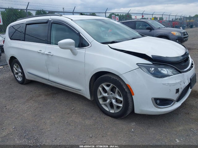 Aukcja sprzedaży 2017 Chrysler Pacifica Touring-l, vin: 2C4RC1BG3HR784898, numer aukcji: 45554126
