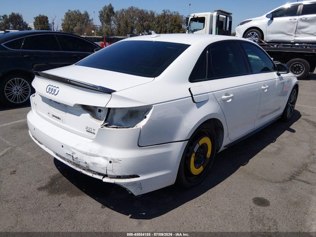Audi A4 2.0t Premium/2.0t Tech Premium 2018 WAUENAF44JA023054 Image 4