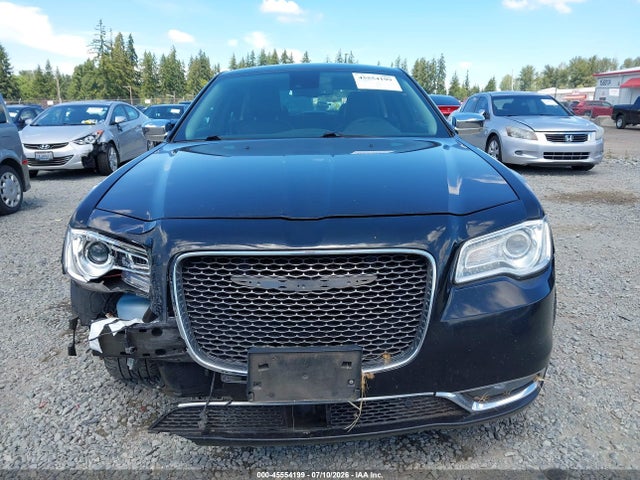 Chrysler 300 Limited 2018 2C3CCAEG4JH243442 Image 12