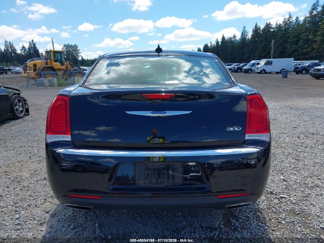 Chrysler 300 Limited 2018 2C3CCAEG4JH243442 Image 16