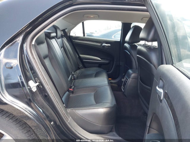 Chrysler 300 Limited 2018 2C3CCAEG4JH243442 Image 18