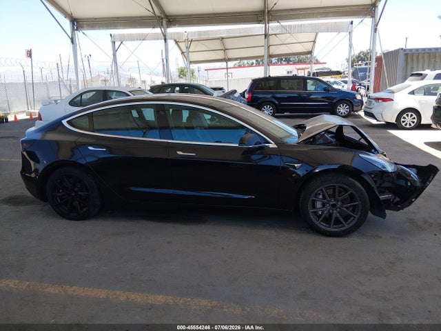 5YJ3E1EA3JF070262 Tesla Model 3 Long Range/mid Range