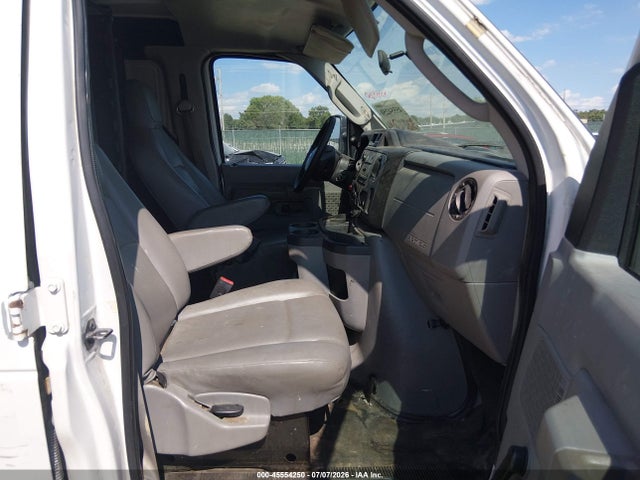 2011 Ford E-250 Commercial მანქანა იყიდება აუქციონზე, vin: 1FTNE2EW7BDB04237, აუქციონის ნომერი: 45554250