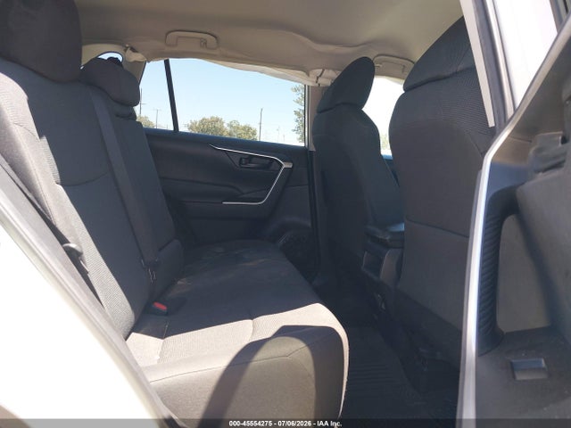 2T3H1RFV6MC130410 Toyota RAV4 LE