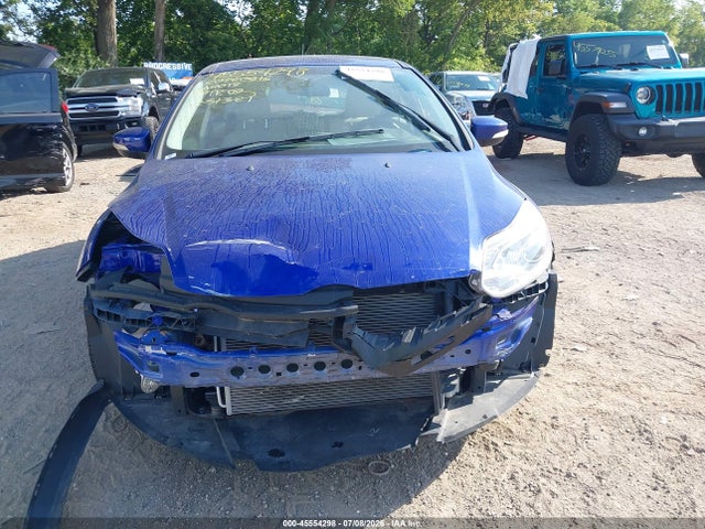 Ford FOCUS ELECTRIC 2015 1FADP3R49FL231321 Image 11