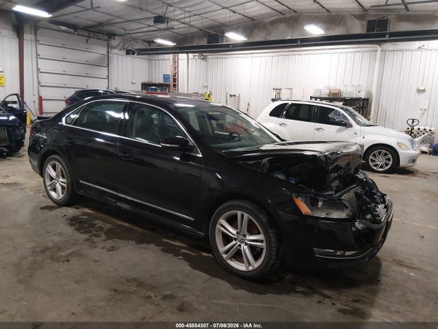 Продажа на аукционе авто 2015 Volkswagen Passat 1.8t Sel Premium, vin: 1VWCS7A30FC123326, номер лота: 45554307