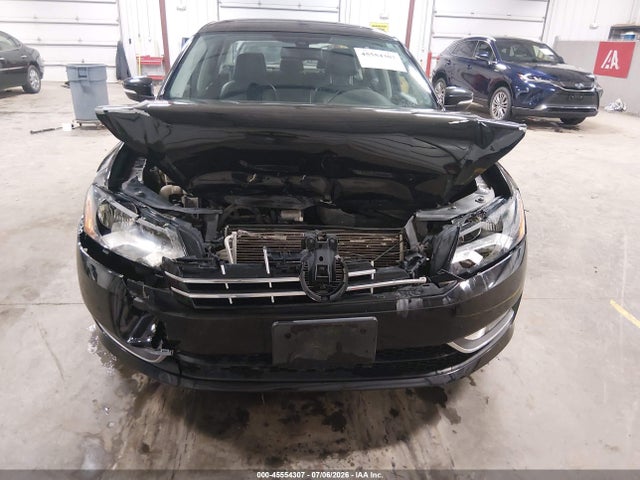 Продажа на аукционе авто 2015 Volkswagen Passat 1.8t Sel Premium, vin: 1VWCS7A30FC123326, номер лота: 45554307
