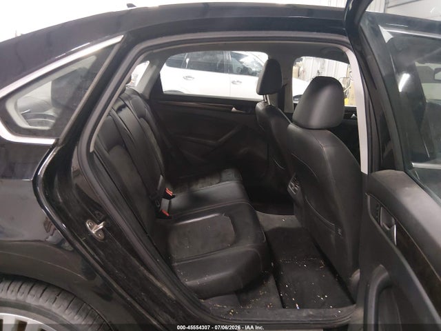 Продажа на аукционе авто 2015 Volkswagen Passat 1.8t Sel Premium, vin: 1VWCS7A30FC123326, номер лота: 45554307