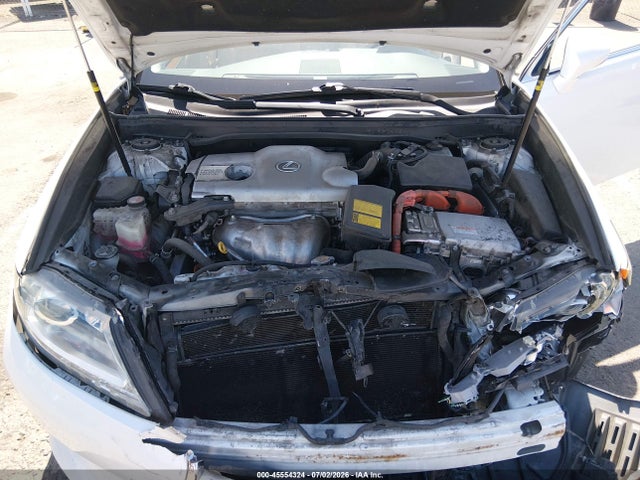 JTHBW1GG8E2074177 Lexus ES 300H
