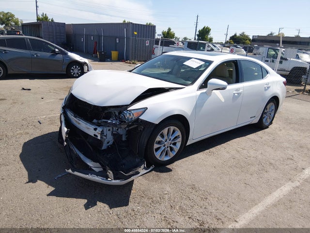JTHBW1GG8E2074177 Lexus ES 300H
