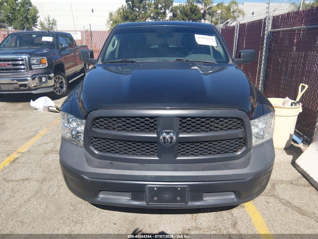 1C6RR6FG9JS324114 RAM 1500 Tradesman 4x2 6&#039;4 Box