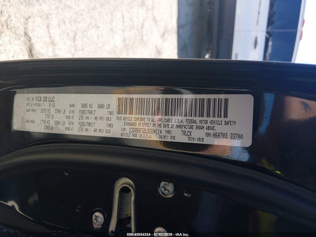 45554354 :رقم المزاد ، 1C6RR6FG9JS324114 vin ، 2018 Ram 1500 Tradesman  4x2 6'4 Box مزاد بيع