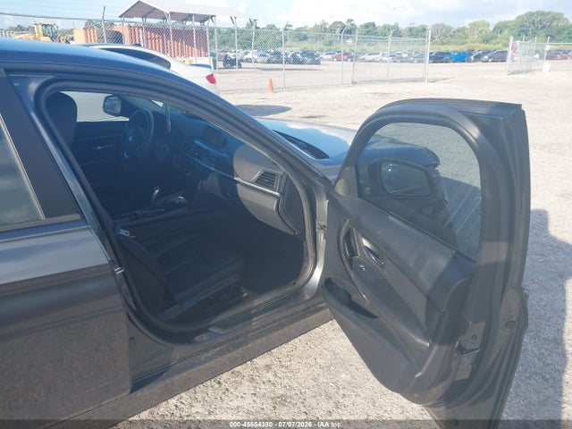 Продажа на аукционе авто 2015 Bmw 328i, vin: WBA3A5G51FNS88211, номер лота: 45554380