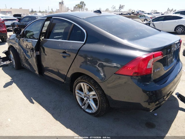 YV140MFM8F1351805 Volvo S60 T5 Platinum