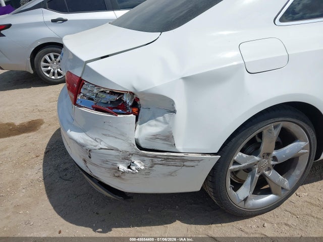 Продаж на аукціоні авто 2011 Audi A5 2.0t Premium, vin: WAUWFAFR7BA074109, номер лоту: 45554400