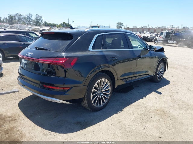 Audi E-tron Premium Plus 2019 WA1VABGE6KB010775 Image 4