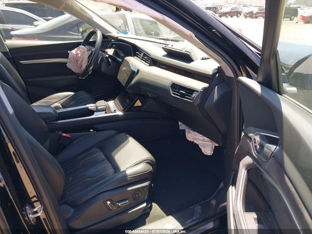 Audi E-tron Premium Plus 2019 WA1VABGE6KB010775 Image 5