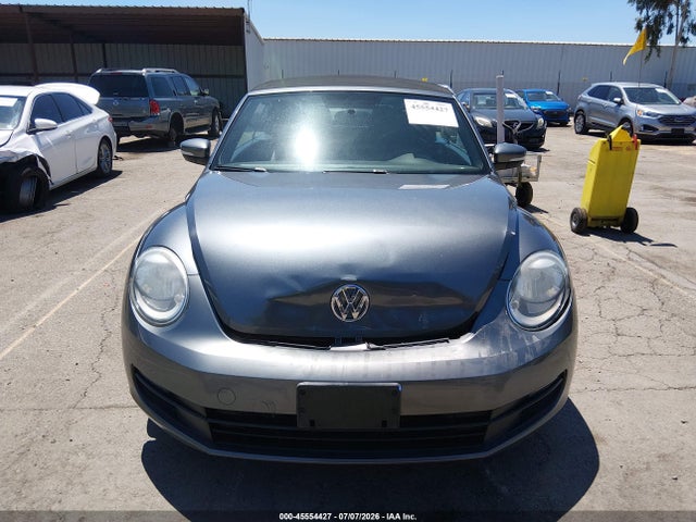 2013 Volkswagen Beetle 2.5l მანქანა იყიდება აუქციონზე, vin: 3VW5P7AT4DM814218, აუქციონის ნომერი: 45554427