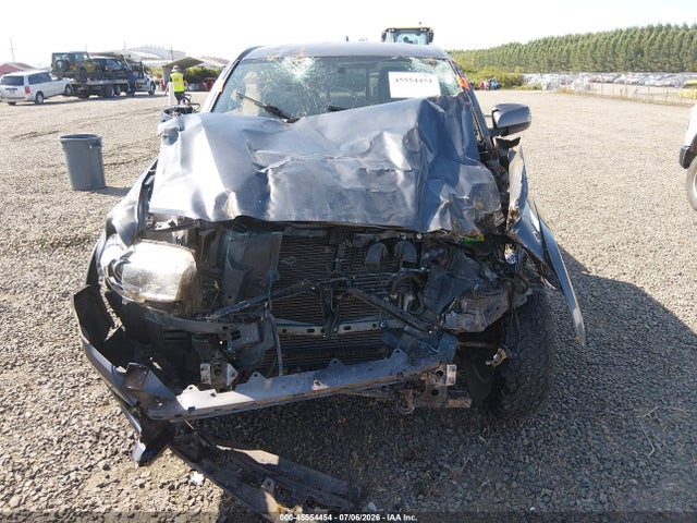 5TFSZ5AN2GX043231 Toyota Tacoma Sr5 V6