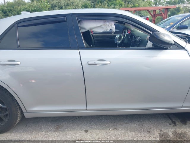 Aukcja sprzedaży 2019 Chrysler 300 Touring, vin: 2C3CCARG5KH626026, numer aukcji: 45554456