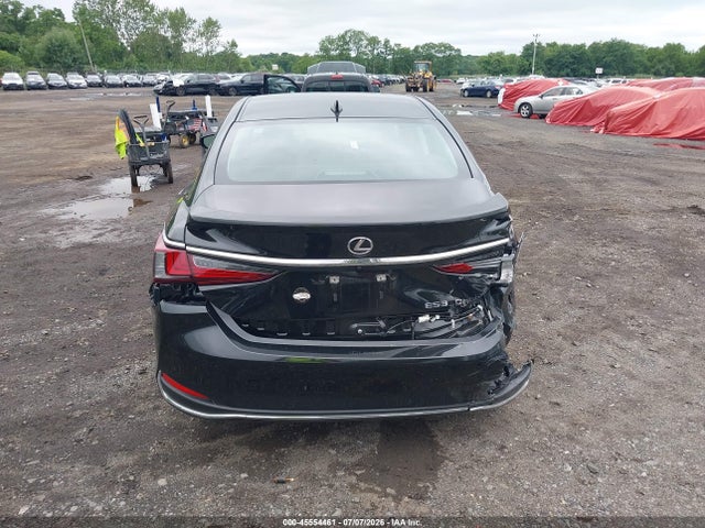 58ADA1C13SU076322 Lexus ES 300H