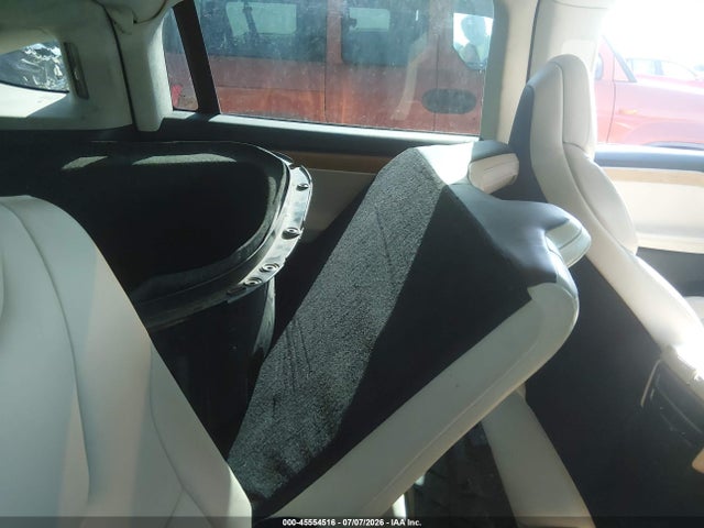 Продажа на аукционе авто 2018 Tesla Model X, vin: 5YJXCAE21JF142026, номер лота: 45554516