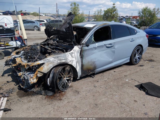 1HGCV2F98NA007300 Honda Accord Touring