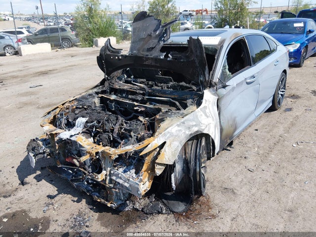 1HGCV2F98NA007300 Honda Accord Touring