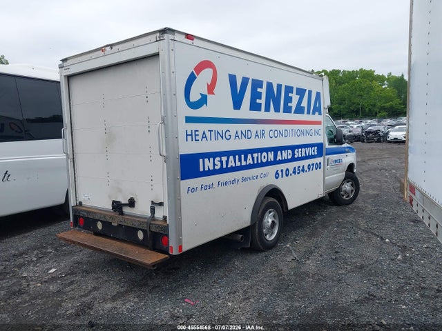 Ford E-350 Cutaway 2015 1FDWE3FL5FDA13872 Image 4