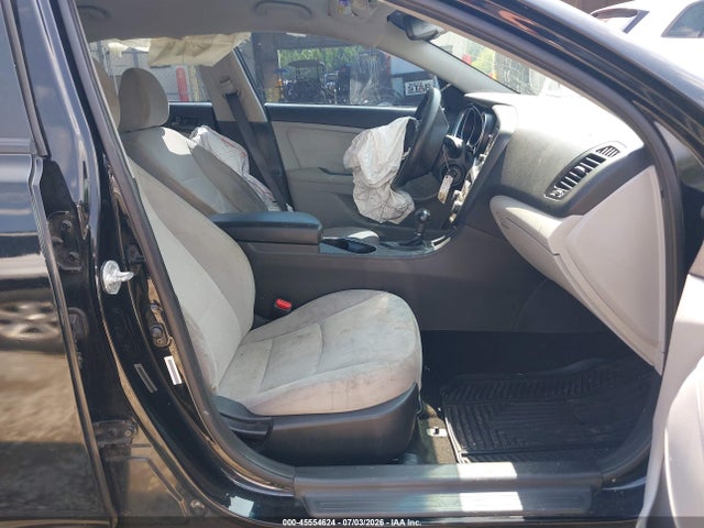 5XXGM4A70FG418975 KIA Optima Lx