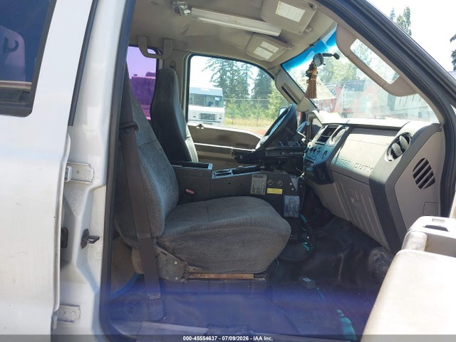 2009 Ford F-550 Chassis Lariat/xl/xlt მანქანა იყიდება აუქციონზე, vin: 1FDAW57R89EB05093, აუქციონის ნომერი: 45554637