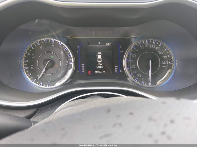 Продаж на аукціоні авто 2015 Chrysler 200 Limited, vin: 1C3CCCAB1FN531987, номер лоту: 45554689