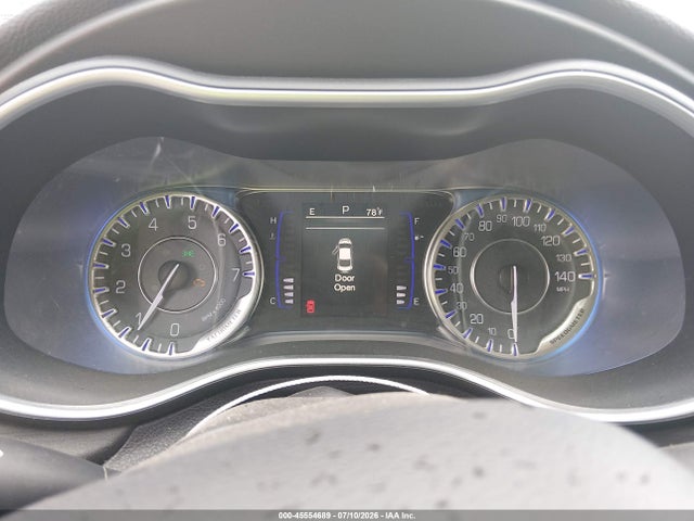 Продаж на аукціоні авто 2015 Chrysler 200 Limited, vin: 1C3CCCAB1FN531987, номер лоту: 45554689