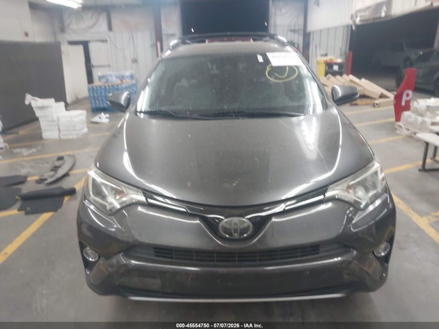 Toyota Rav4 Xle 2018 JTMWFREV2JJ738900 Image 12