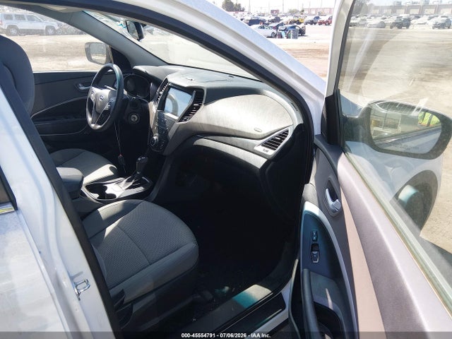 Продаж на аукціоні авто 2014 Hyundai Santa Fe Sport 2.4l, vin: 5XYZT3LB2EG145667, номер лоту: 45554791
