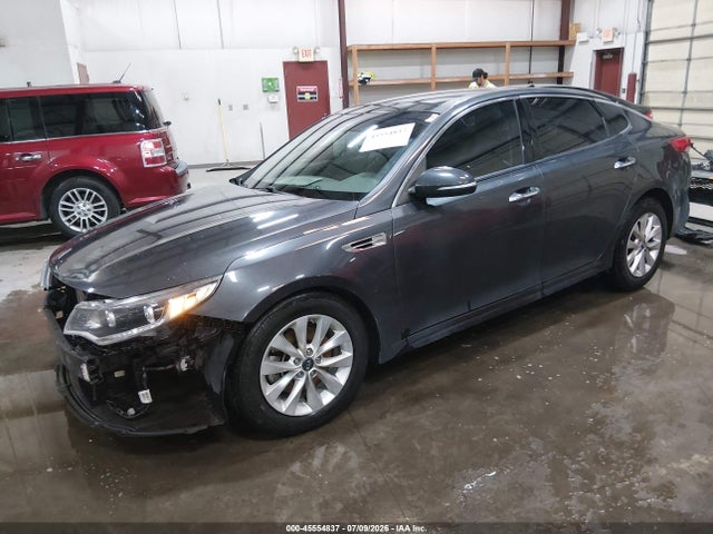 KIA OPTIMA EX 2017 5XXGU4L35HG157629 Image 2