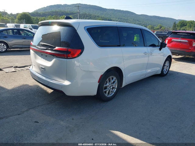 Продажа на аукционе авто 2024 Chrysler Pacifica Touring L, vin: 2C4RC1BG0RR151583, номер лота: 45554893