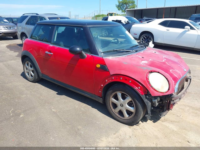 45554895 :رقم المزاد ، WMWMF3C55ATZ21846 vin ، 2010 Mini Cooper مزاد بيع