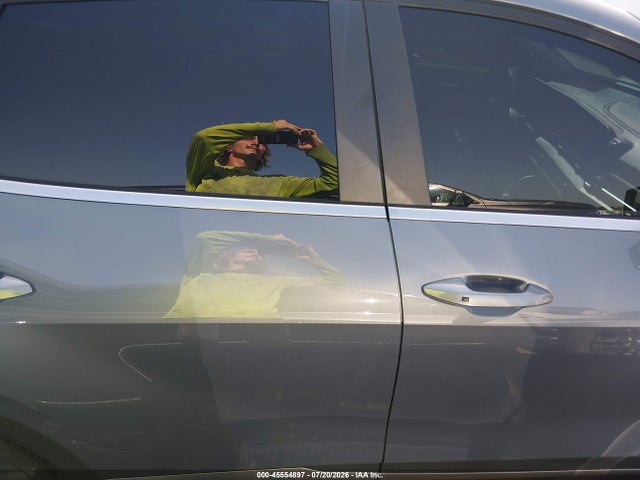 Продажа на аукционе авто 2024 Kia Sportage Ex, vin: 5XYK33DF8RG141017, номер лота: 45554897